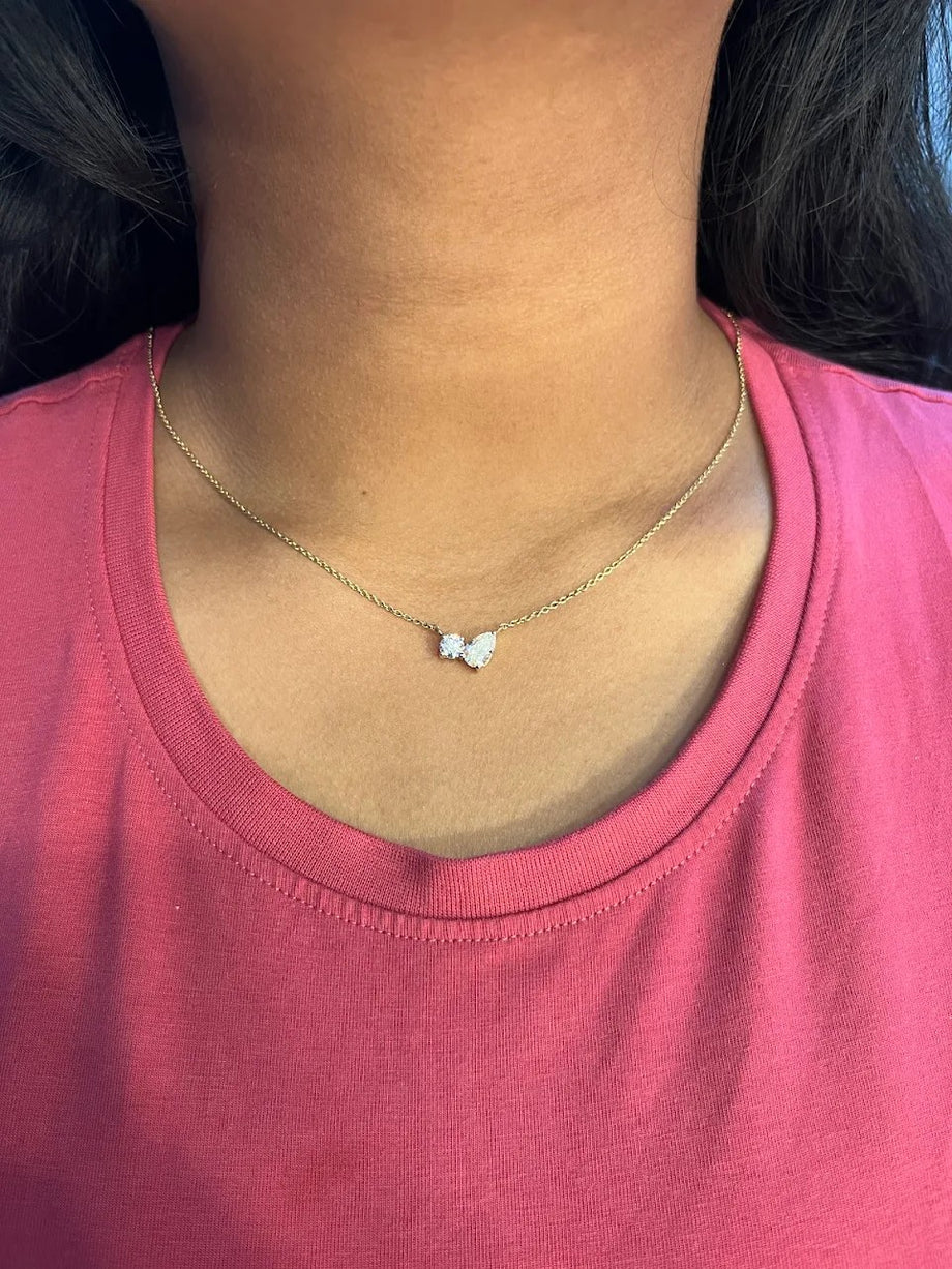 Vidhi Sharma wearing her Carat & Kin pendant